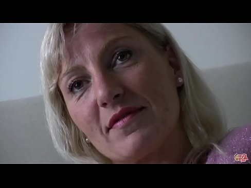 ❤️ Umama esambhebha sonke ... Ntokazi, uziphathe kahle! Izocansi zaseRussia ku-porn zu.hentaivost.ru ❤